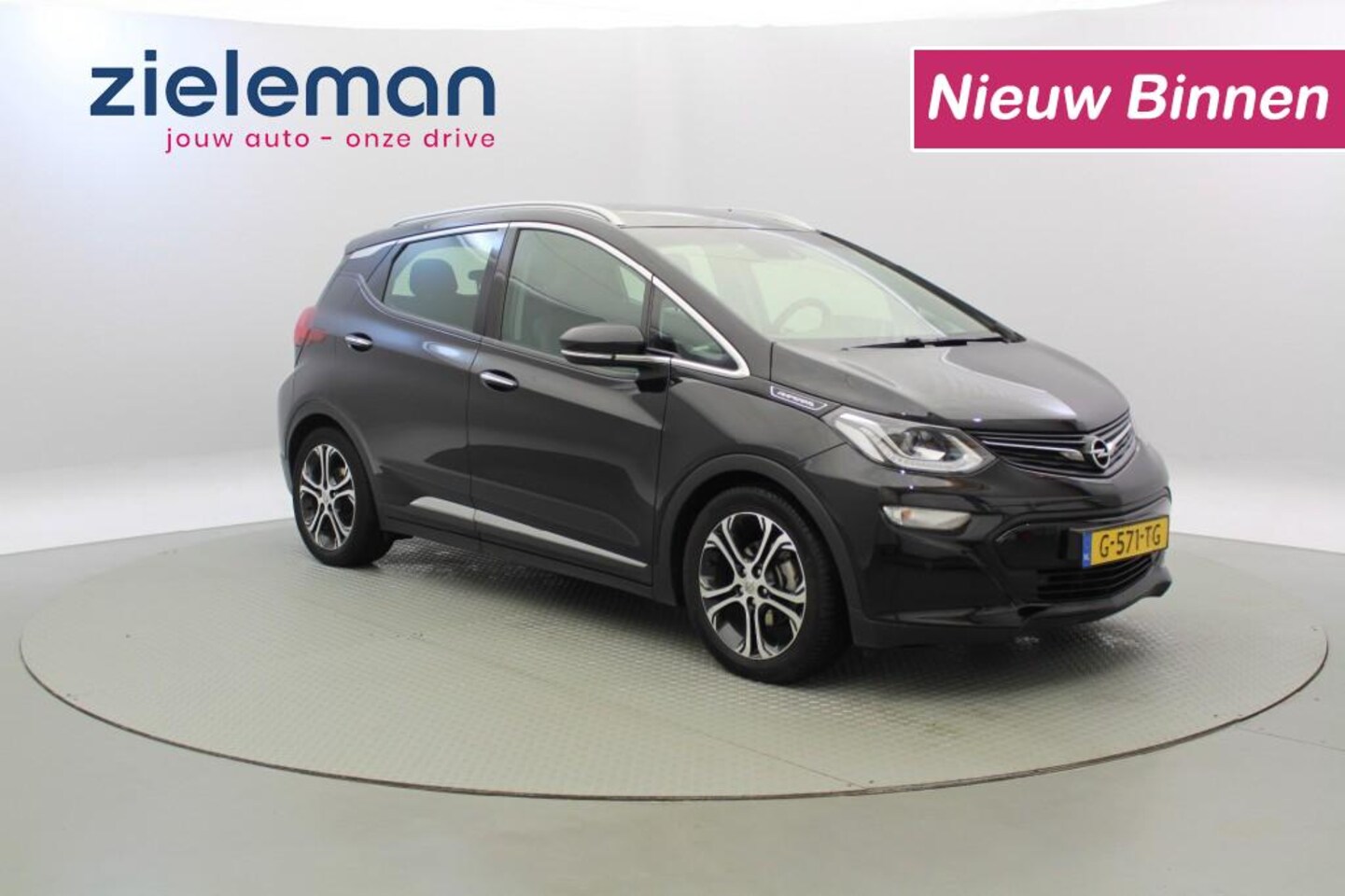 Opel Ampera-e - Business executive 60 kWh - Leer, Carplay, Camera - AutoWereld.nl