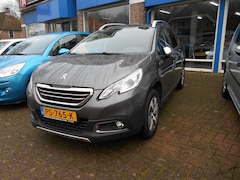 Peugeot 2008 - 1.2i Pure Tech Style