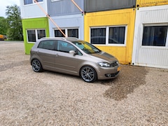 Volkswagen Golf Plus - 1.2 TSI Highline BlueMotion Volkswagen Golf Plus 1.2 TSI Highline 18" inch Velgen Schroefset 131.xxxkm Nieuwe APK