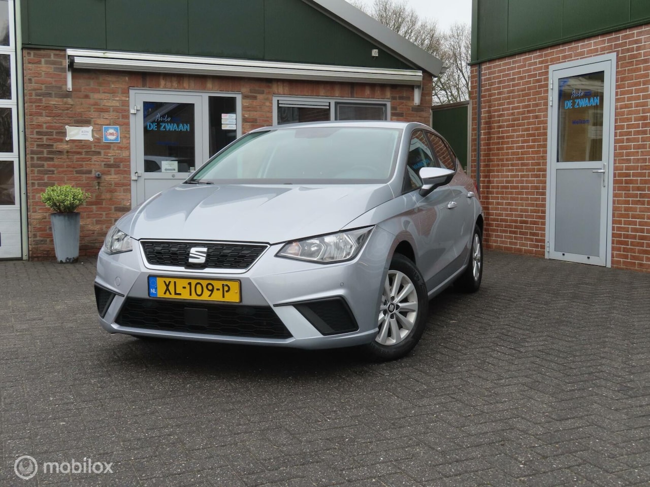 Seat Ibiza - 1.0 TSI 95 PK Style Business Intense/Carplay/Camera/PDC/Led - AutoWereld.nl