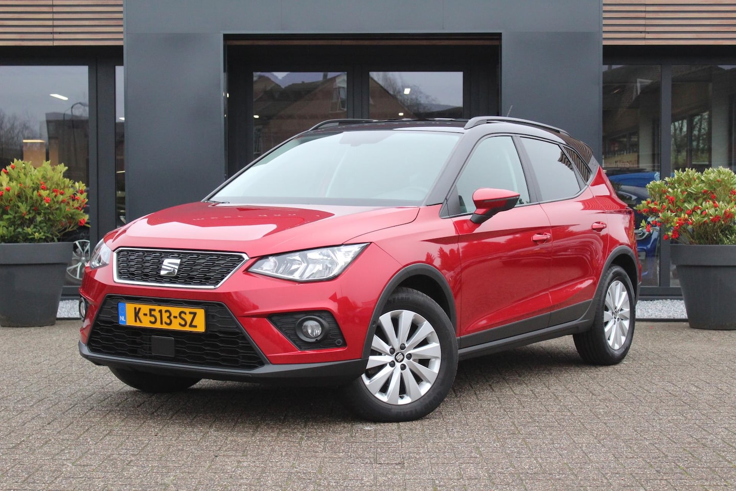 Seat Arona - 1.0 Tsi 95pk Style Business Intense Ecc-Navi-Pdc-Kamera-KeyLess - AutoWereld.nl