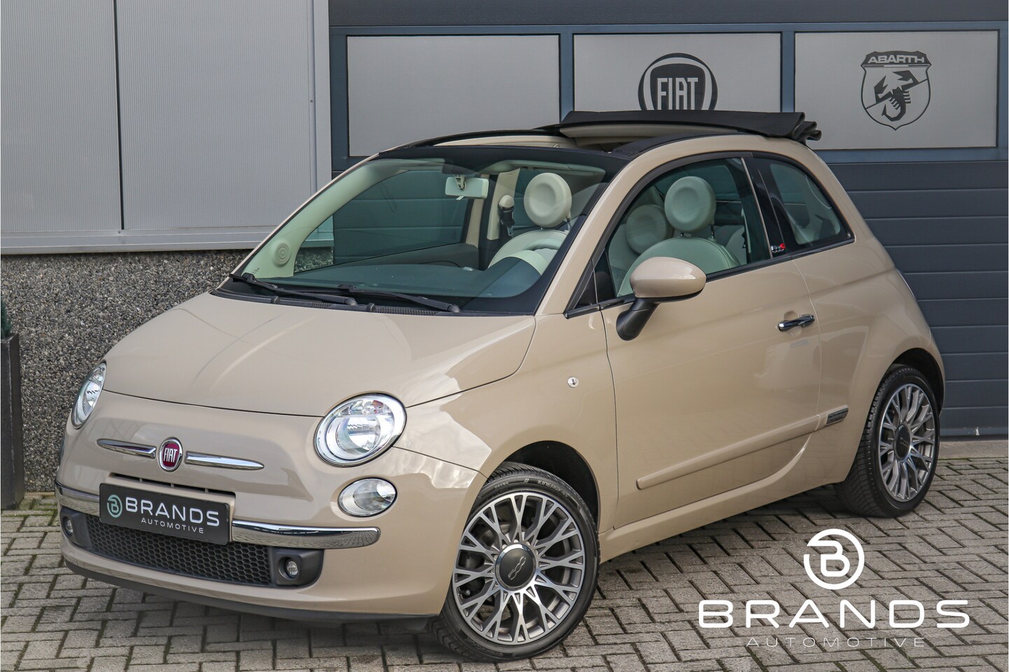 Fiat 500 C - 1.2 Lounge Cappuccino 1e eig Clima PDC Uniek - AutoWereld.nl