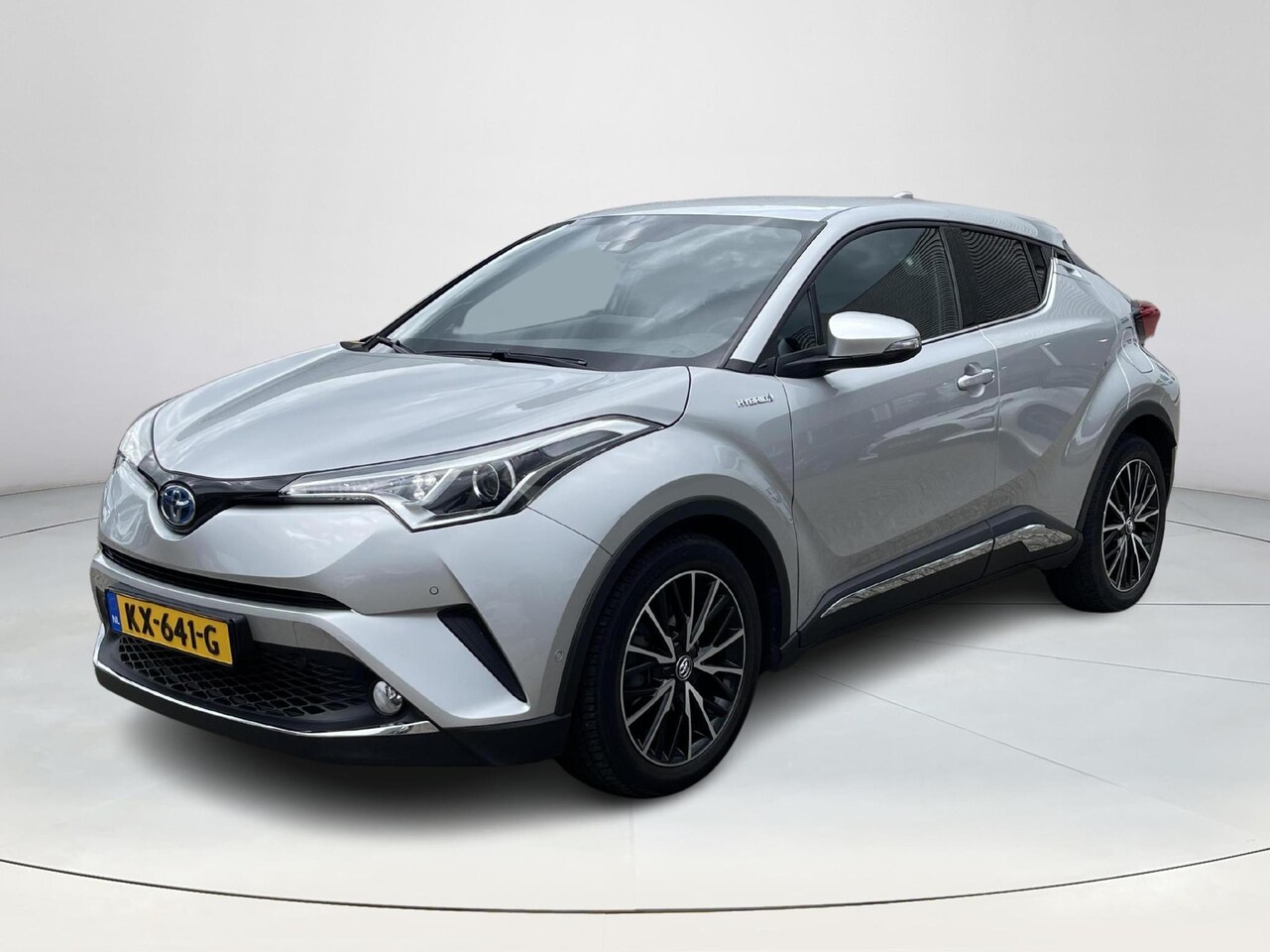 Toyota C-HR - 1.8 Hybrid Executive First Edition - AutoWereld.nl