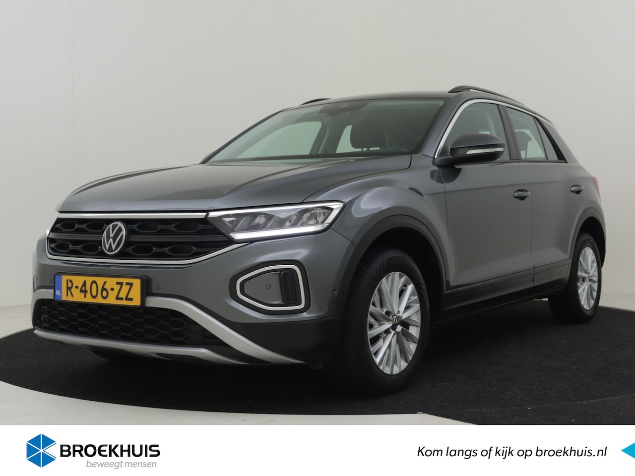 Volkswagen T-Roc - 1.0 TSI Life 111pk | 1e eigenaar | 100%dealeronderhouden | Fabrieksgarantie 2027 | Adaptie - AutoWereld.nl