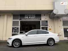 Volkswagen Passat - 2.0 TSI DSG 2016 R-Line Pano ACC Leder Navi