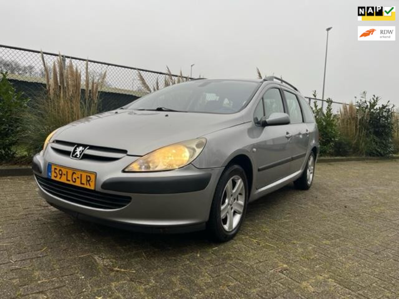 Peugeot 307 Break - 2.0-16V XT I automaat I airco I climate control - AutoWereld.nl