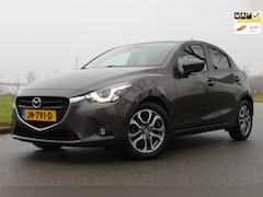 Mazda 2 - 2 1.5 Skyactiv-D GT-M 105 pk | AIRCO | FULL MAP NAVIGATIE | PARKEERSENSOREN | CRUISE CONTR