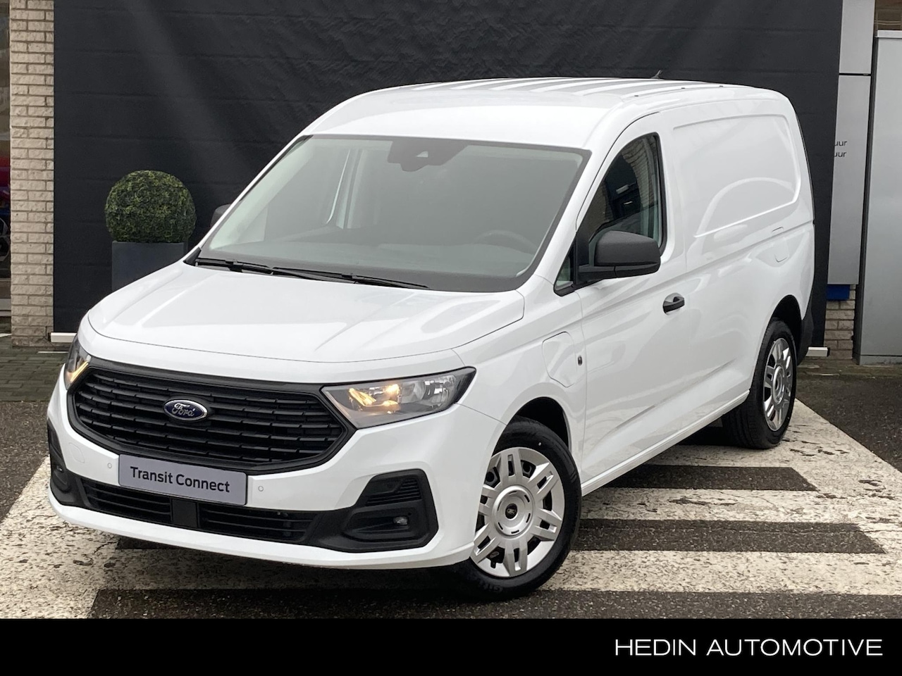 Ford Transit Connect - 1.5 EcoBoost PHEV L2 Trend | Nieuw zonder BPM - AutoWereld.nl