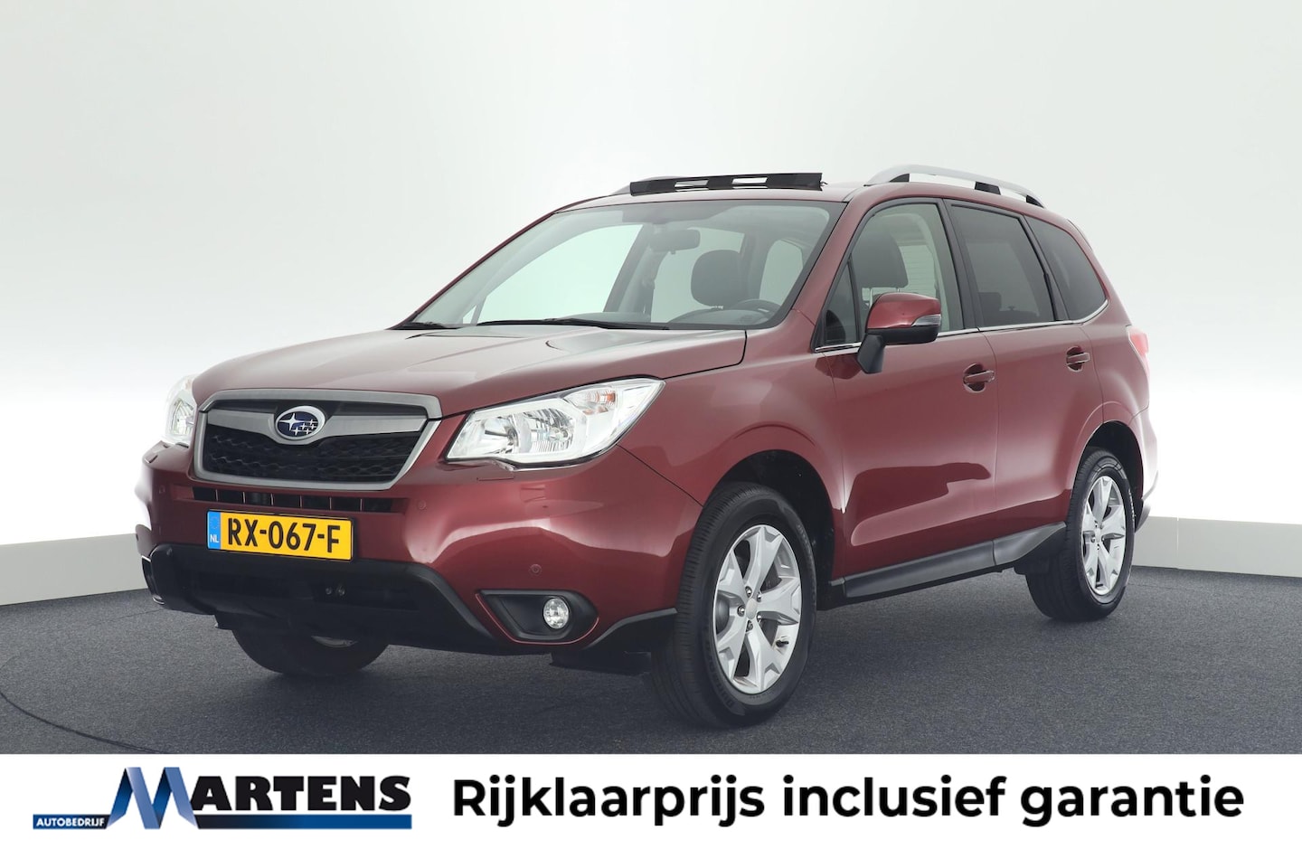 Subaru Forester - 2.0 150pk Aut. Premium Trekhaak Camera Leder Panoramadak Stoelverwarming Navigatie - AutoWereld.nl