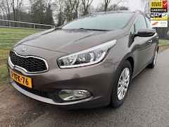 Kia Cee'd Sportswagon - 1.6 GDI Business Pack 135PK dealer onderhouden