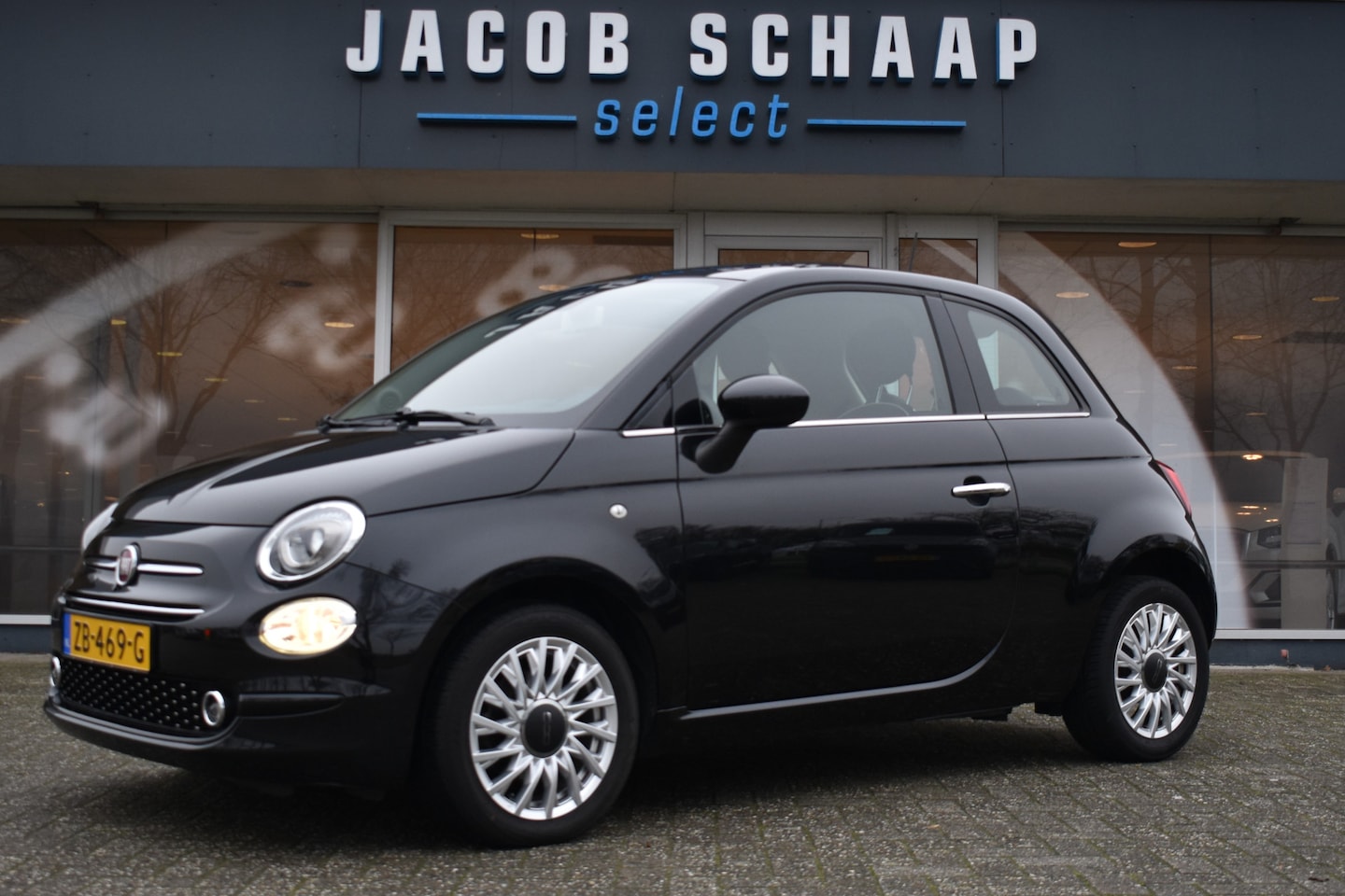 Fiat 500 - 1.2 Lounge / Parkeerhulp / Bluetooth / Panoramadak / Cruise Control - AutoWereld.nl