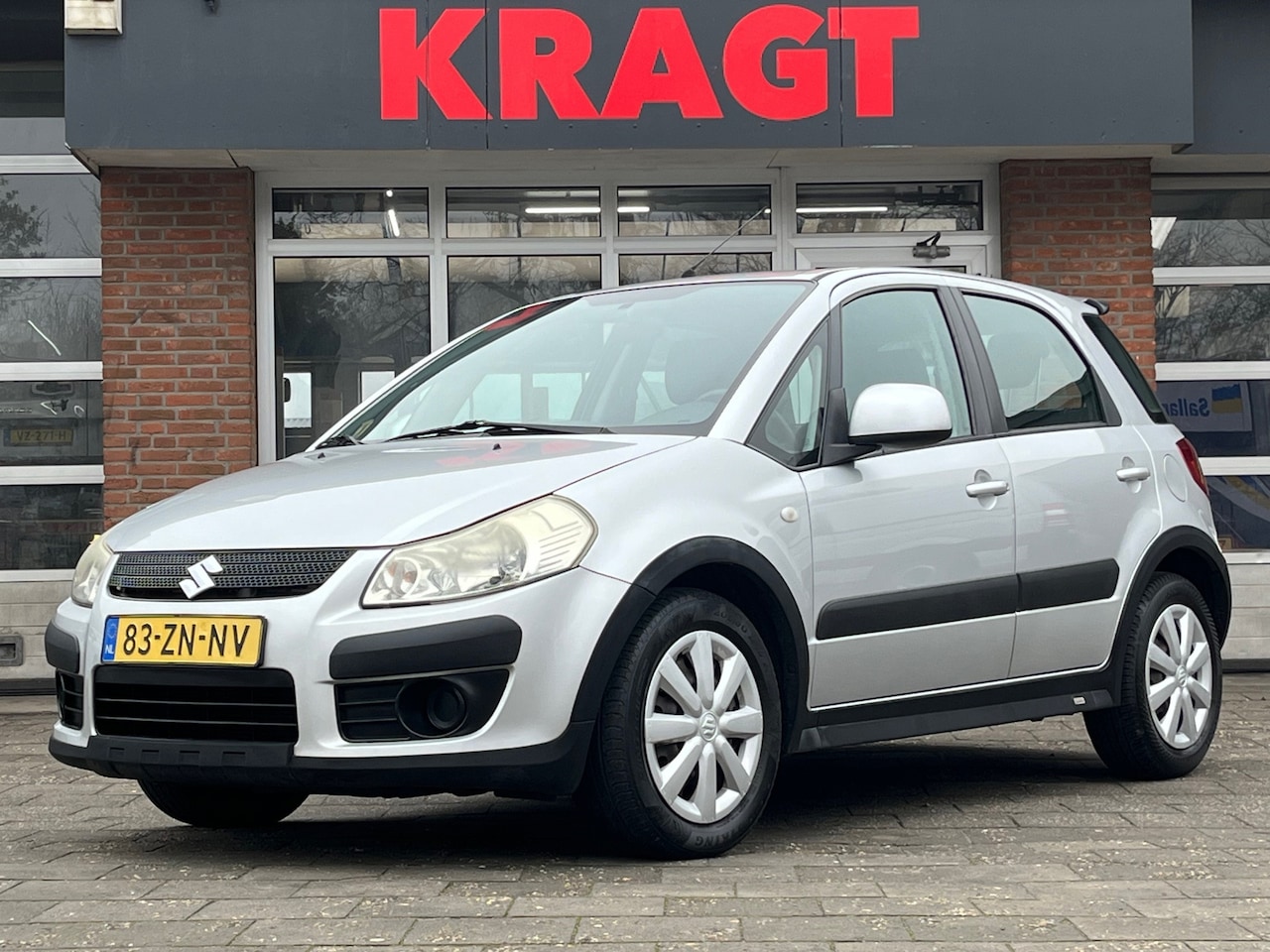 Suzuki SX4 - Comfort 1.6 107 pk AUTOMAAT - airco - hoge instap - AutoWereld.nl