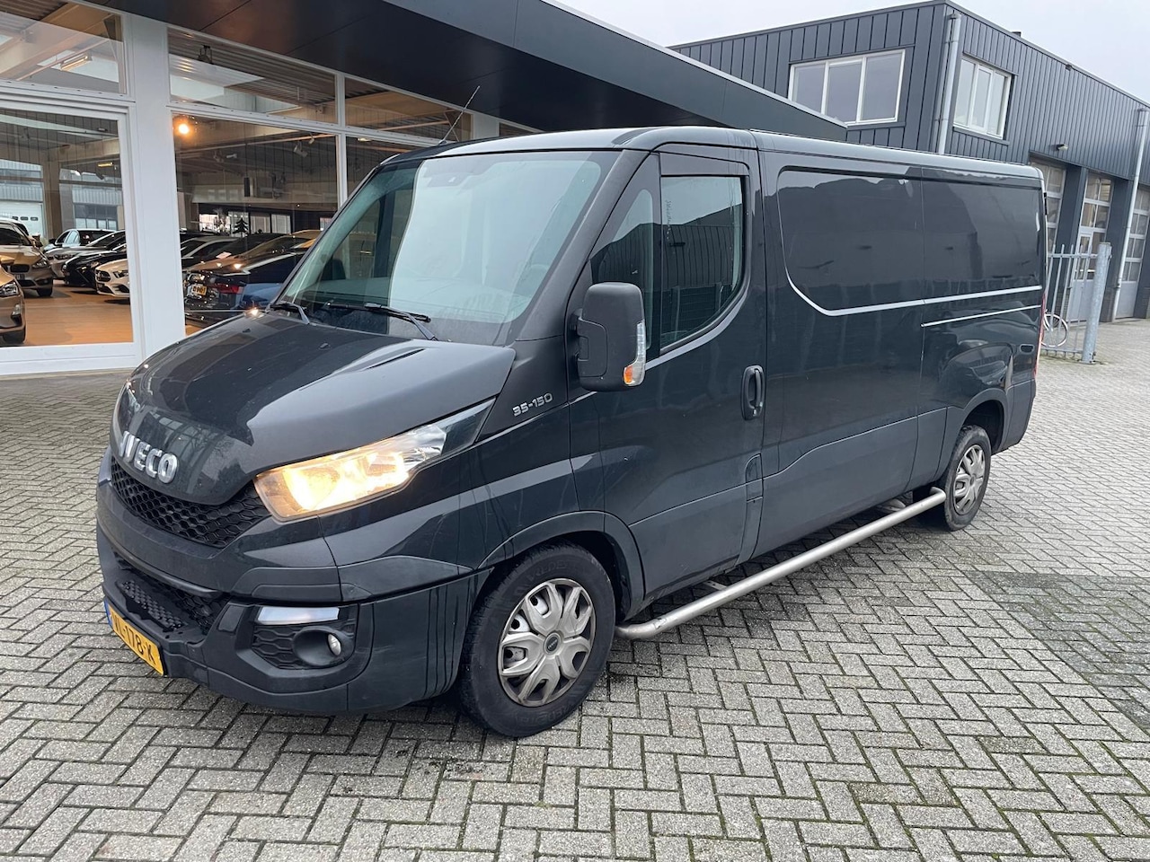 Iveco Daily - 35S15V 2.3 352 H1 | APK TOT 01-2026 EN ACHTERBANDEN NIEUW - AutoWereld.nl