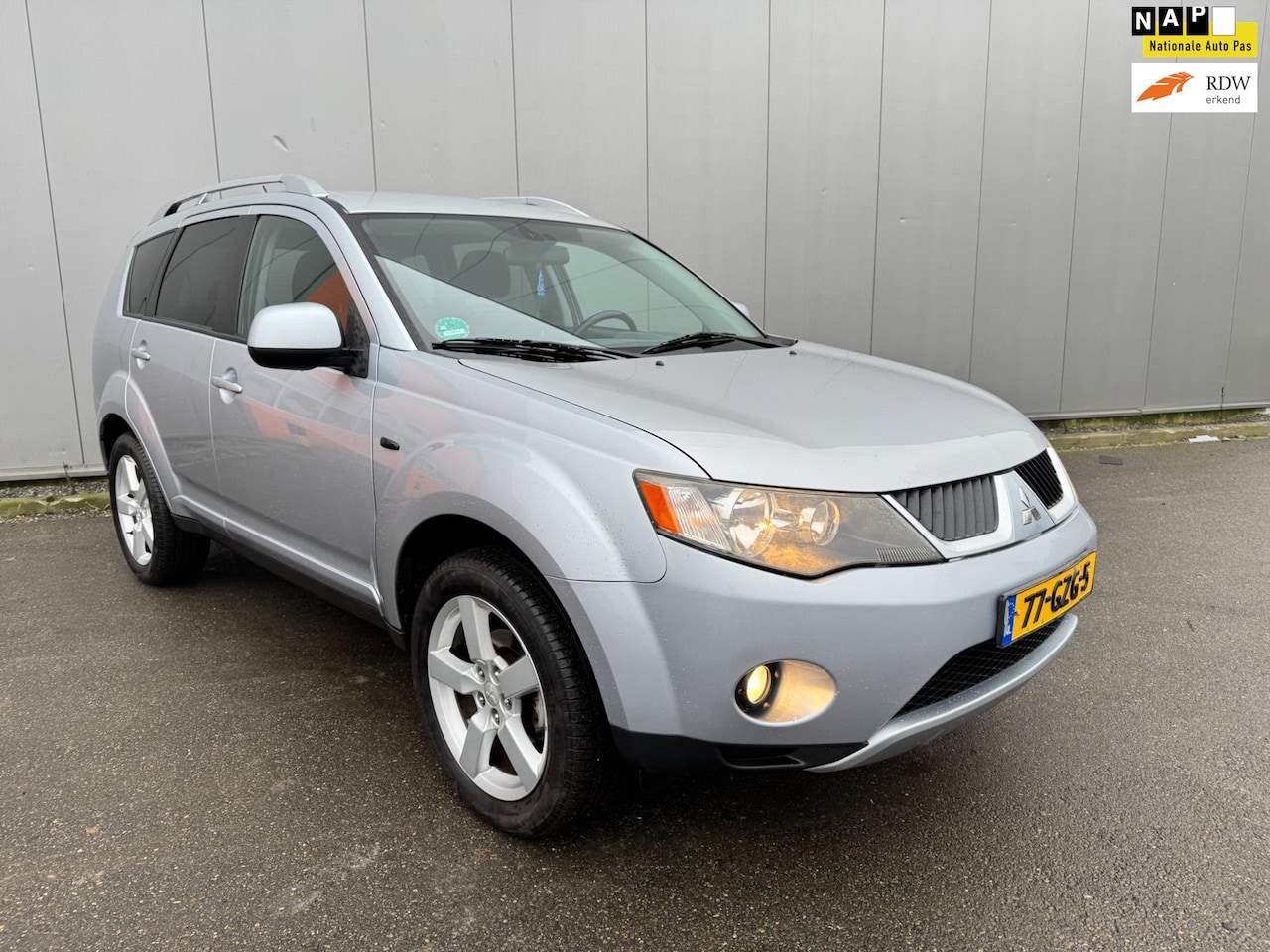 Mitsubishi Outlander - 2.2 DI-D Intense+ 7 pers 4wd - AutoWereld.nl