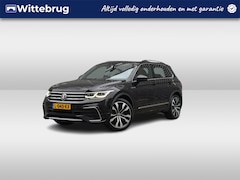 Volkswagen Tiguan - 1.5 TSI R-Line Business+ / R-Line Exterieur + Interieur / Panoramadak / Digitale Cockpit /