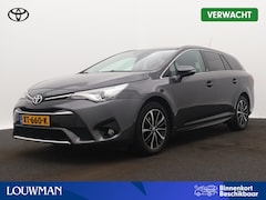 Toyota Avensis Touring Sports - 1.8 VVT-i Executive Limited | Trekhaak | Voorstoelen verwarmd | Navigatie | Ruitenwisser O