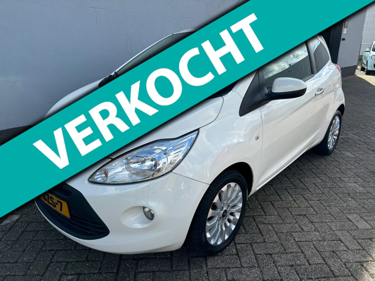 Ford Ka - 1.2 Titanium X start/stop - Airco - LMV - AutoWereld.nl