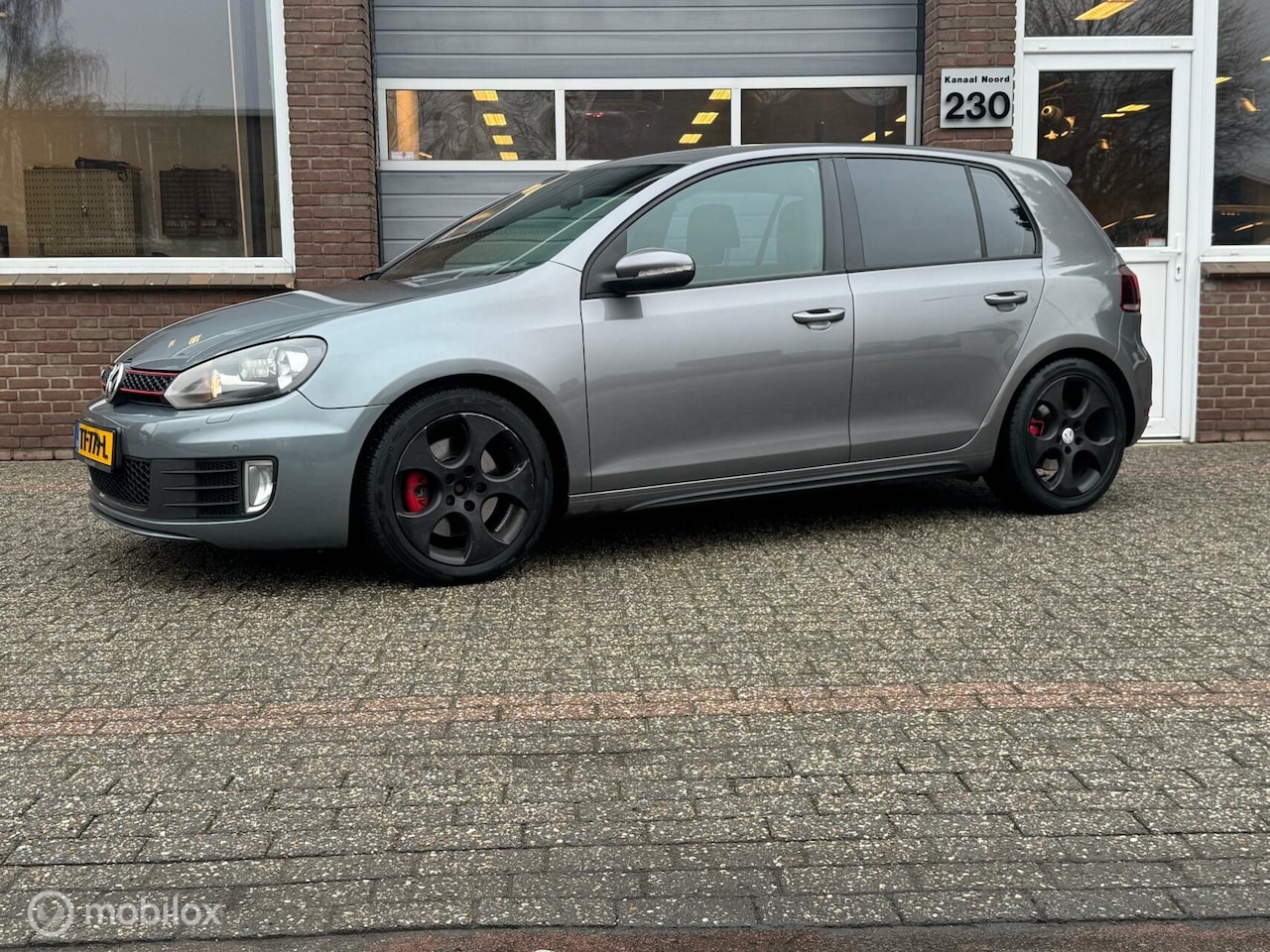 Volkswagen Golf - 2.0 GTI ECC-AIRCO/STOEL.VW/PDC/MISTLAMPEN - AutoWereld.nl