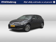 Volkswagen Golf - 1.0 eTSI Life Business / Keyless Entry-Start / Stoelverwarming / Digitale Cockpit / Parkee