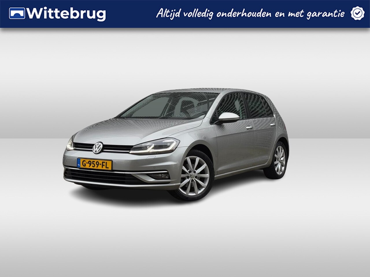 Volkswagen Golf - 1.5 TSI Highline / Parkeersensoren V+A / Stoelverwarming / Digitale Cockpit / 17" LMV P4 - AutoWereld.nl