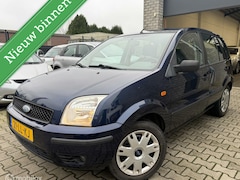 Ford Fusion - 1.6-16V Trend / Park.sensoren / Airco / N.A.P