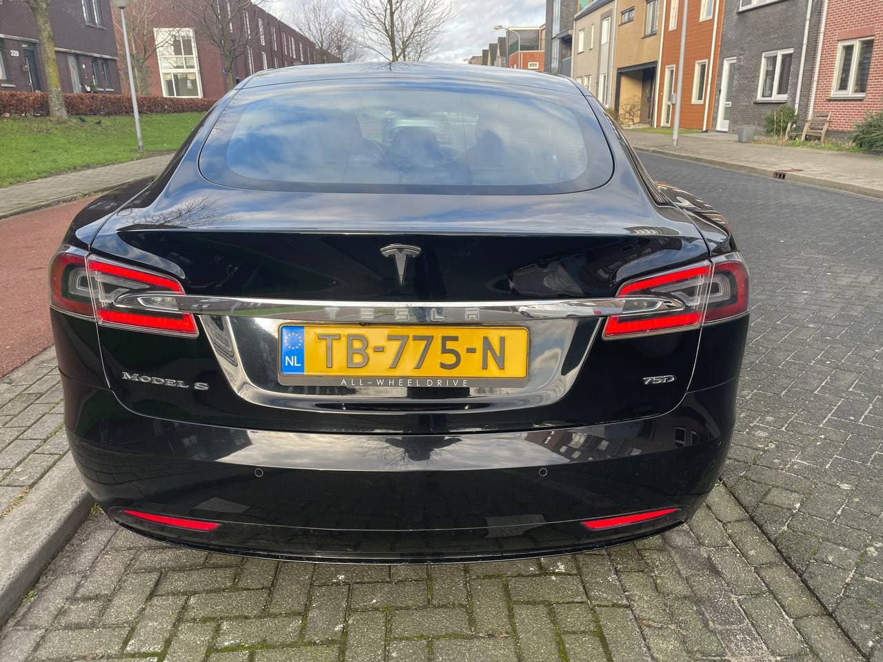 Tesla Model S - 75D Base - AutoWereld.nl