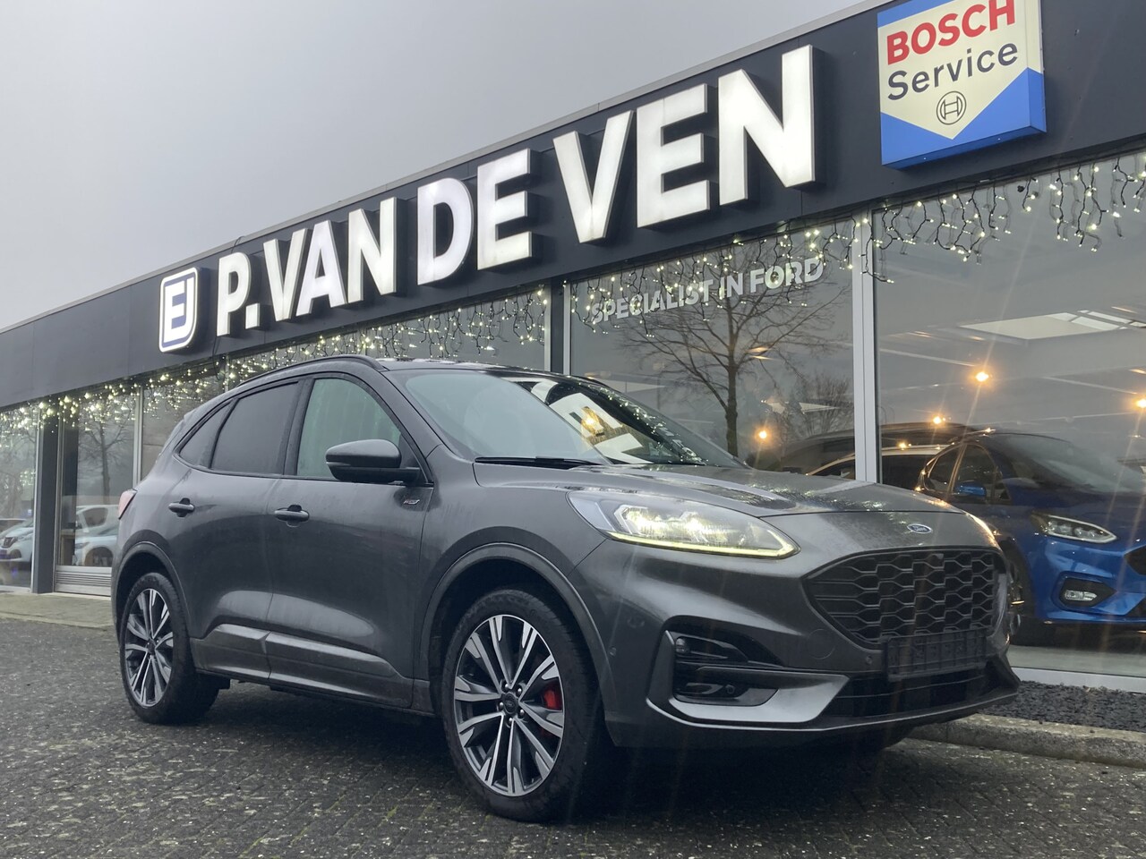 Ford Kuga - 2.5 PHEV ST-Line X 225pk/165kW e-CVT Automaat | Garantie 4 jaar / 100.000 km | Elek. trekh - AutoWereld.nl