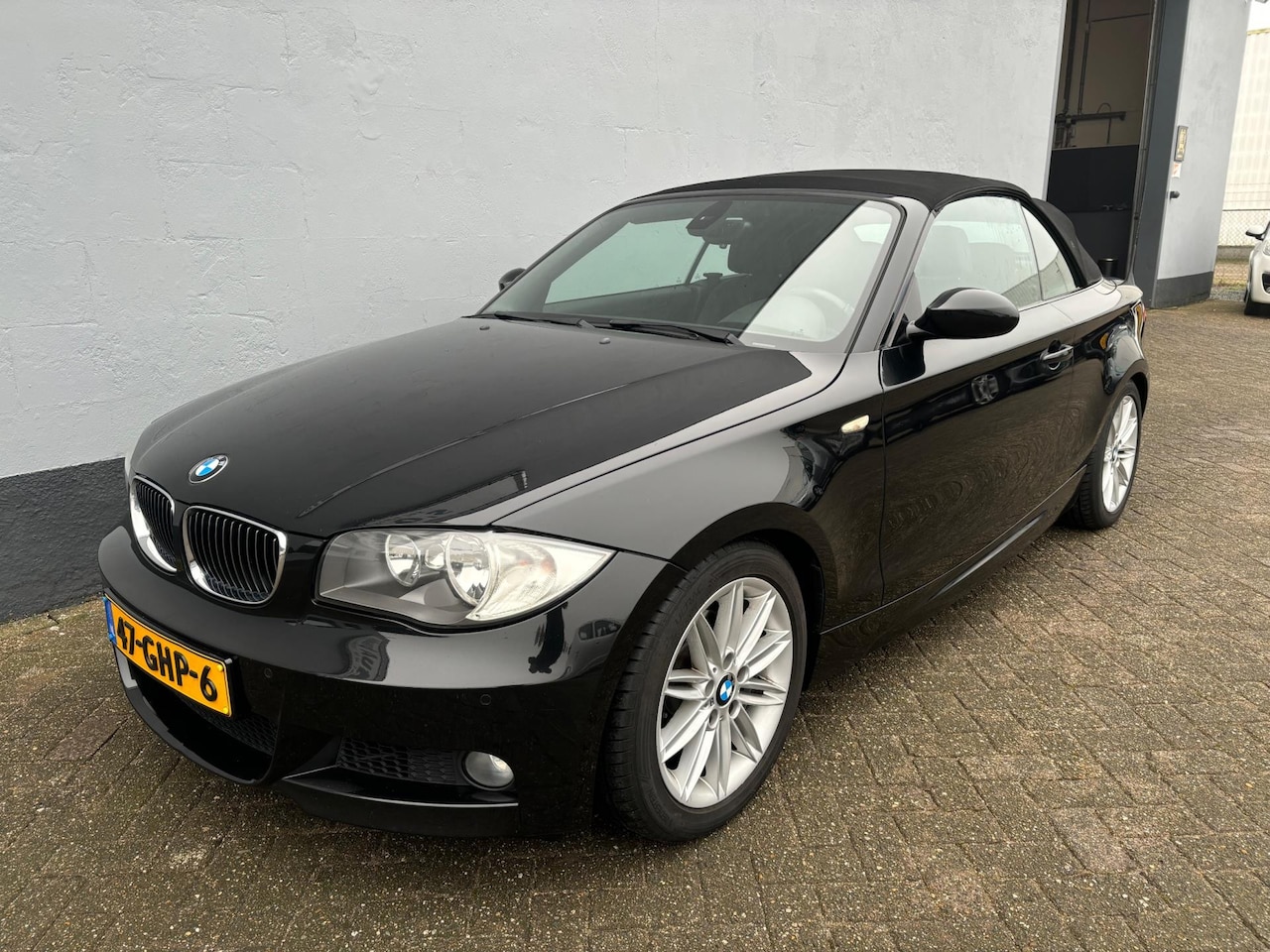 BMW 1-serie Cabrio - 118i M-Pakket - AutoWereld.nl