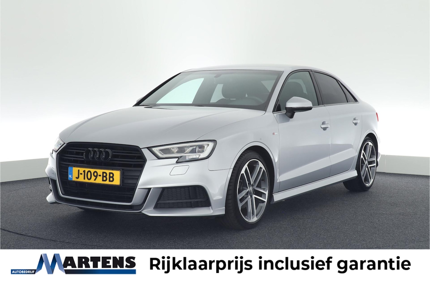 Audi A3 Limousine - 35 TFSI 150pk S-Tronic CoD 2x S-Line Virtual Cockpit Stoelverwarming Led Navigatie - AutoWereld.nl