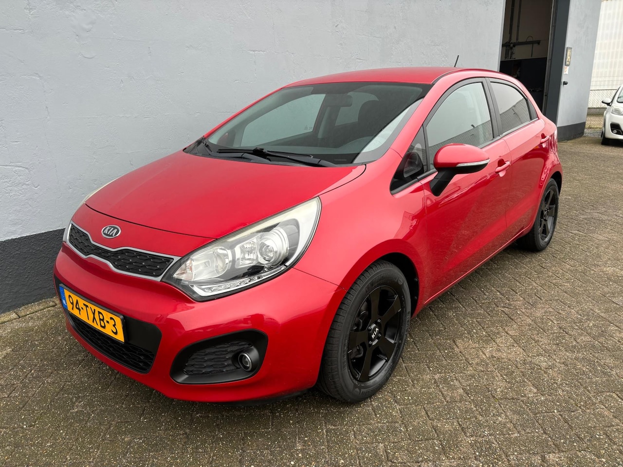 Kia Rio - 1.2 CVVT Plus Pack 5-Deurs - Airco - LMV - AutoWereld.nl