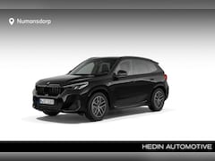 BMW X1 - sDrive18i | M-Sport | Camera | Getint glas | Park assist