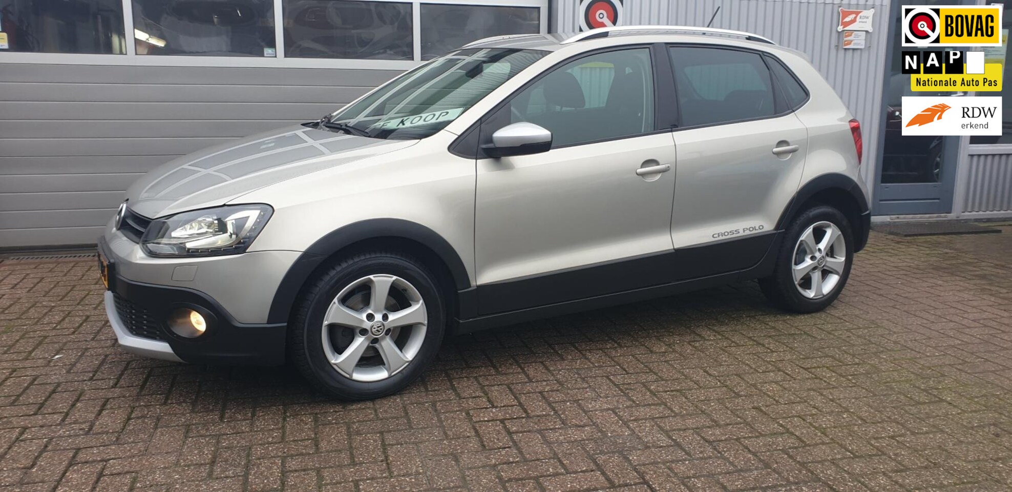 Volkswagen Polo - 1.2 TSI Cross DSG Clima Stoelverwarming Cruise - AutoWereld.nl