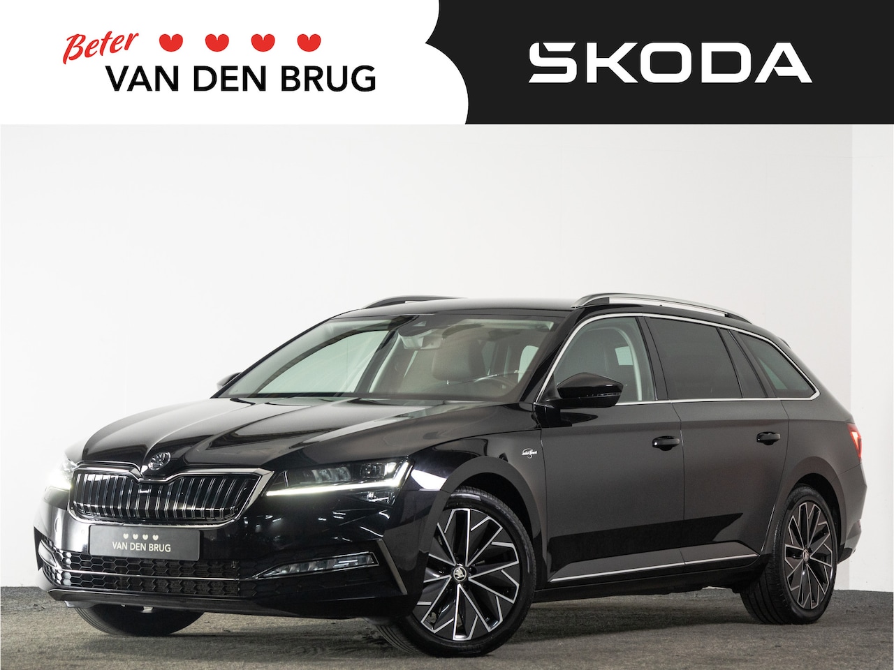 Skoda Superb Combi - 1.4 TSI iV 218pk Laurin & Klement | Lederen bekleding | Elektr. voorstoelen incl. geheugen - AutoWereld.nl