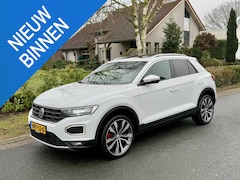 Volkswagen T-Roc - 2.0 TSI 4Motion Sport 190PK DSG Trekhaak•Pano