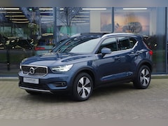 Volvo XC40 - 1.5 T5 262 PK Recharge Business Pro PHEV, Panoramadak, Stoelverwarming, Carplay