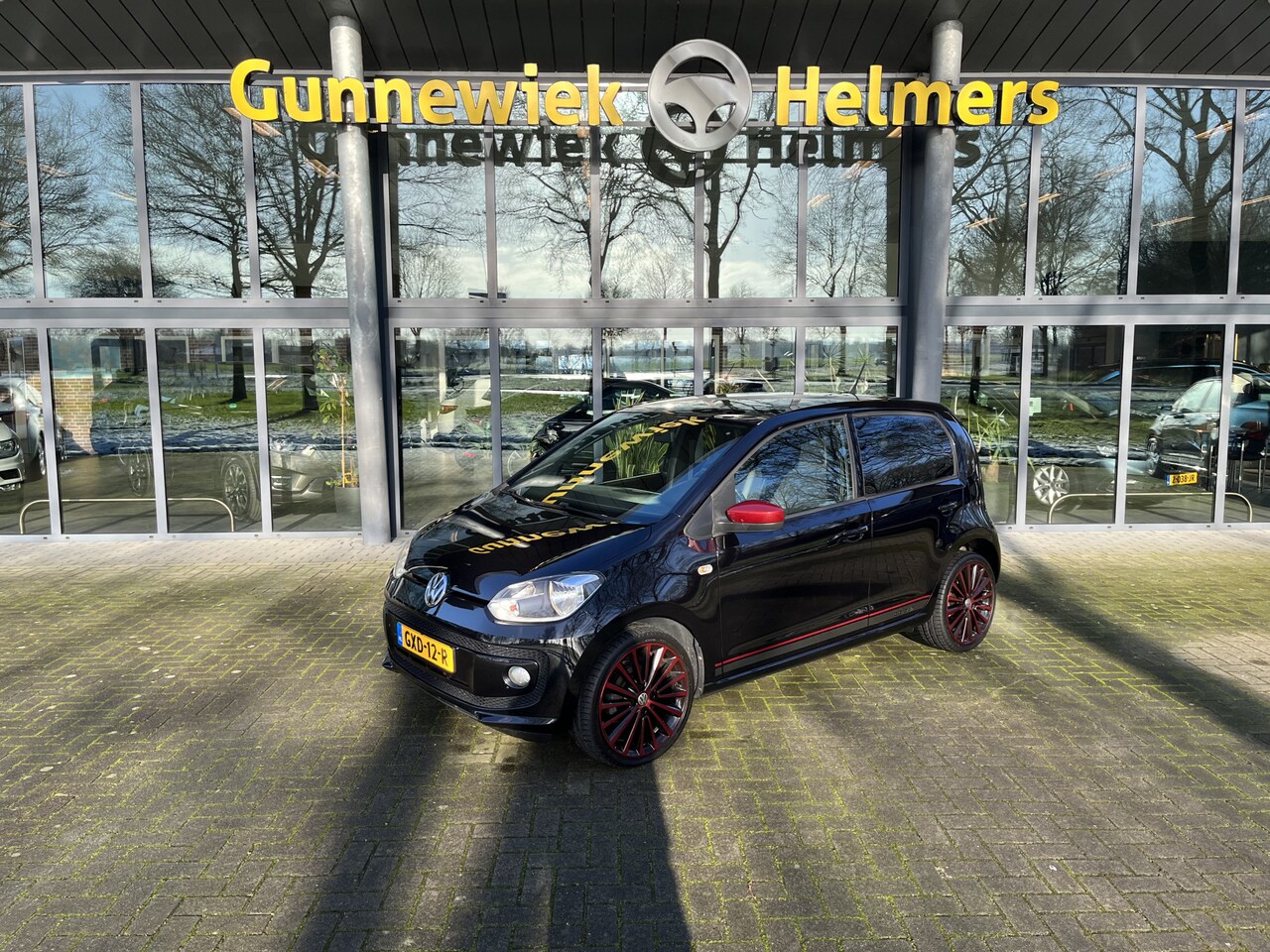 Volkswagen Up! - 1.0 move up! BlueMotion | AIRCO | STOELVERWARMING | LM 17 INCH - AutoWereld.nl