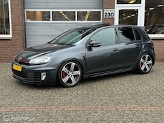 Volkswagen Golf - 2.0 GTI DSG LEDER/ECC-AIRCO/CRUISE/SCH.DAK