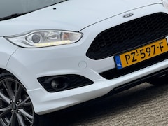 Ford Fiesta - 1.0 EcoBoost ST Line - Frozen White - Lekker Sportief