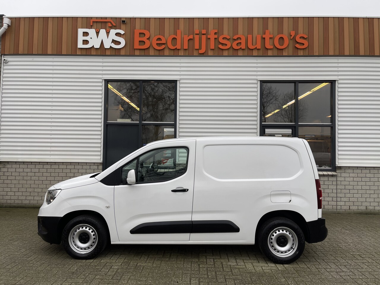 Opel Combo - 1.6D L1H1 Edition / vaste prijs rijklaar € 10.950 ex btw / lease vanaf € 200 / euro 6 dies - AutoWereld.nl