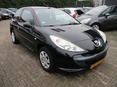 Peugeot 206 - 1.1 Access Lite AIRCO