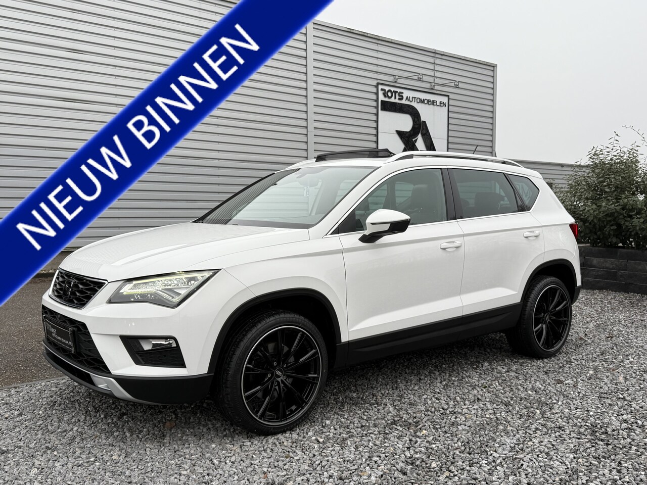 Seat Ateca - 1.4 DSG Xcellence 4DRIVE Panodak|Camera|Keyles|LED|Navi Wit - AutoWereld.nl