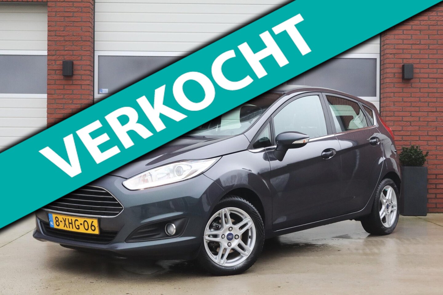 Ford Fiesta - 1.0 EcoBoost 100pk Titanium X Automaat 1e Eigenaar Dealeronderhouden - Navigatie - PDC - C - AutoWereld.nl