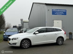 Volvo V60 - 2.0 D4 Summum, Leer, Navi