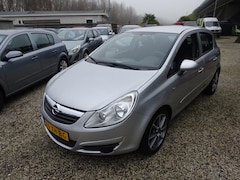 Opel Corsa - 1.2-16V Business airco trekhaak sport velgen