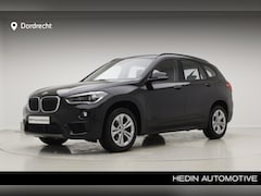 BMW X1 - xDrive20i High Executive | Head-Up | Stoelverwarming | Leder