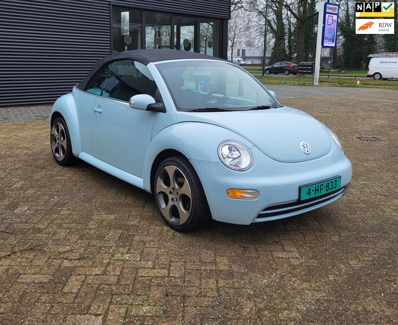 Volkswagen New Beetle Cabriolet - 1.6 113 Nap 18inch GTI Velg! - AutoWereld.nl