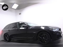 BMW 5-serie Touring - 530e xDrive M Sport/Pano dak/Camera/20 inch/Garantie