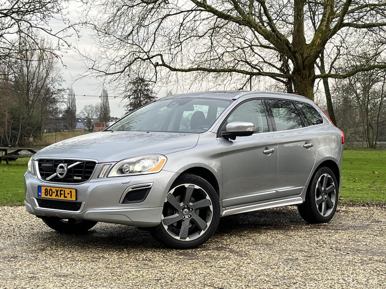 Volvo XC60 - 2.0 T5 R-Design 2.0 T5 R-Design, Adapt.Cruise, Pano, Trekhaak - AutoWereld.nl