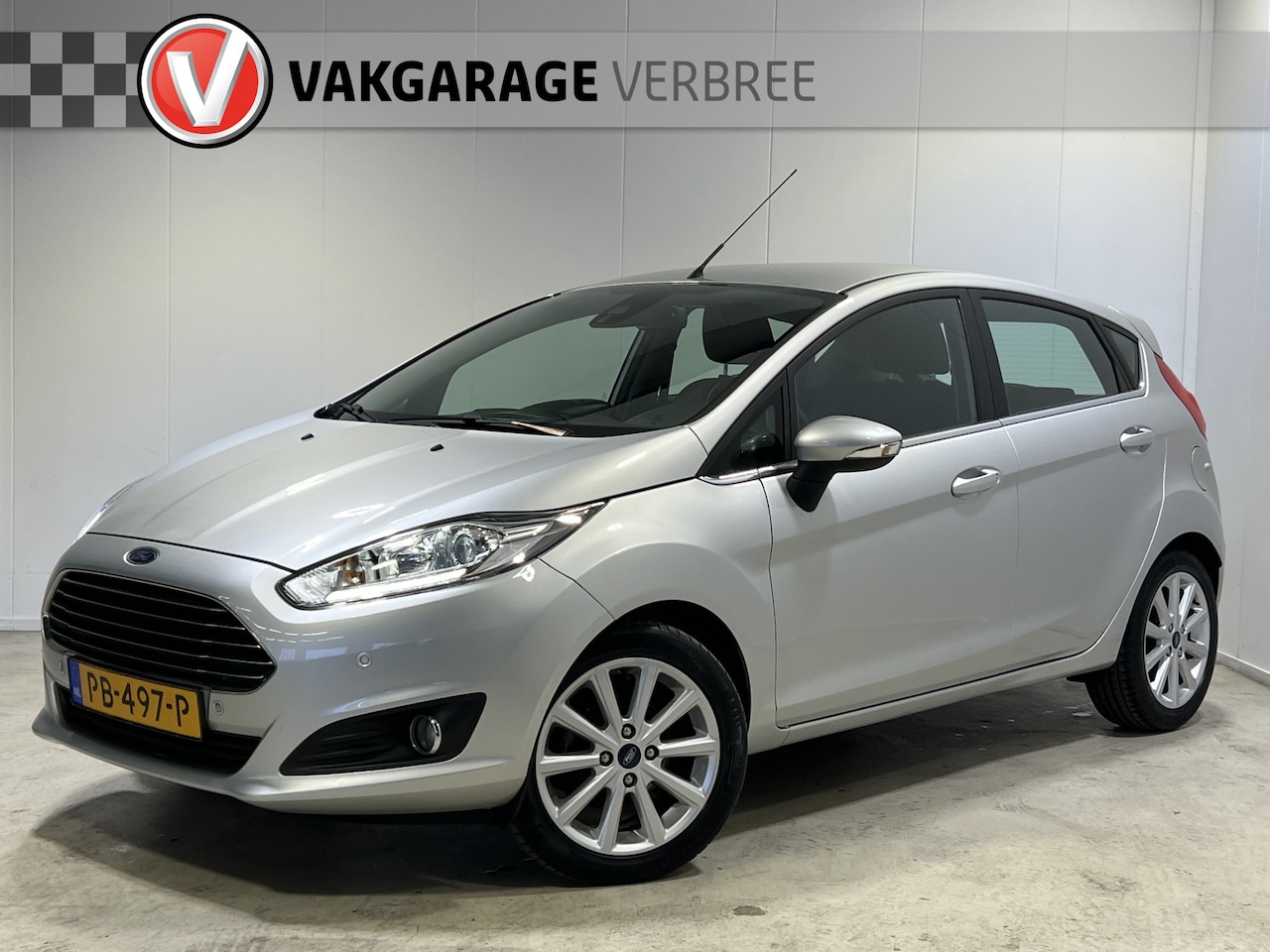 Ford Fiesta - 1.0 EcoBoost Titanium | Navigatie | Parkeersensor Achter | Cruise Control | Verwarmde Voor - AutoWereld.nl