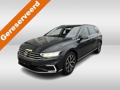 Volkswagen Passat Variant - 1.4 TSI PHEV GTE Business / AUTOMAAT/ CAMERA/ PARK. SENSOREN/ LED/ ERGO COMFORT/ STOELVERW